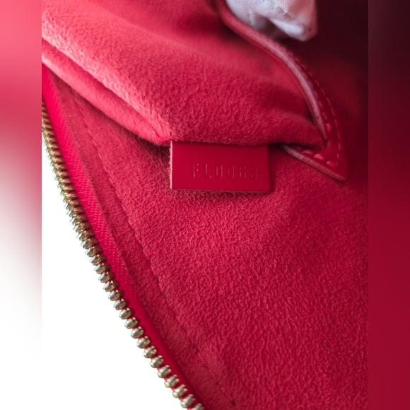 Louis Vuitton Red Epi Leather Alma PM Bag w/Dustbag And Lock 🔐 EUC - Picture 10 of 11